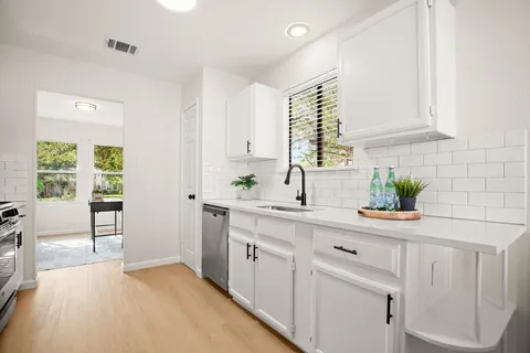 $589,800 | 6002 Abilene Trail, Austin, TX 78749