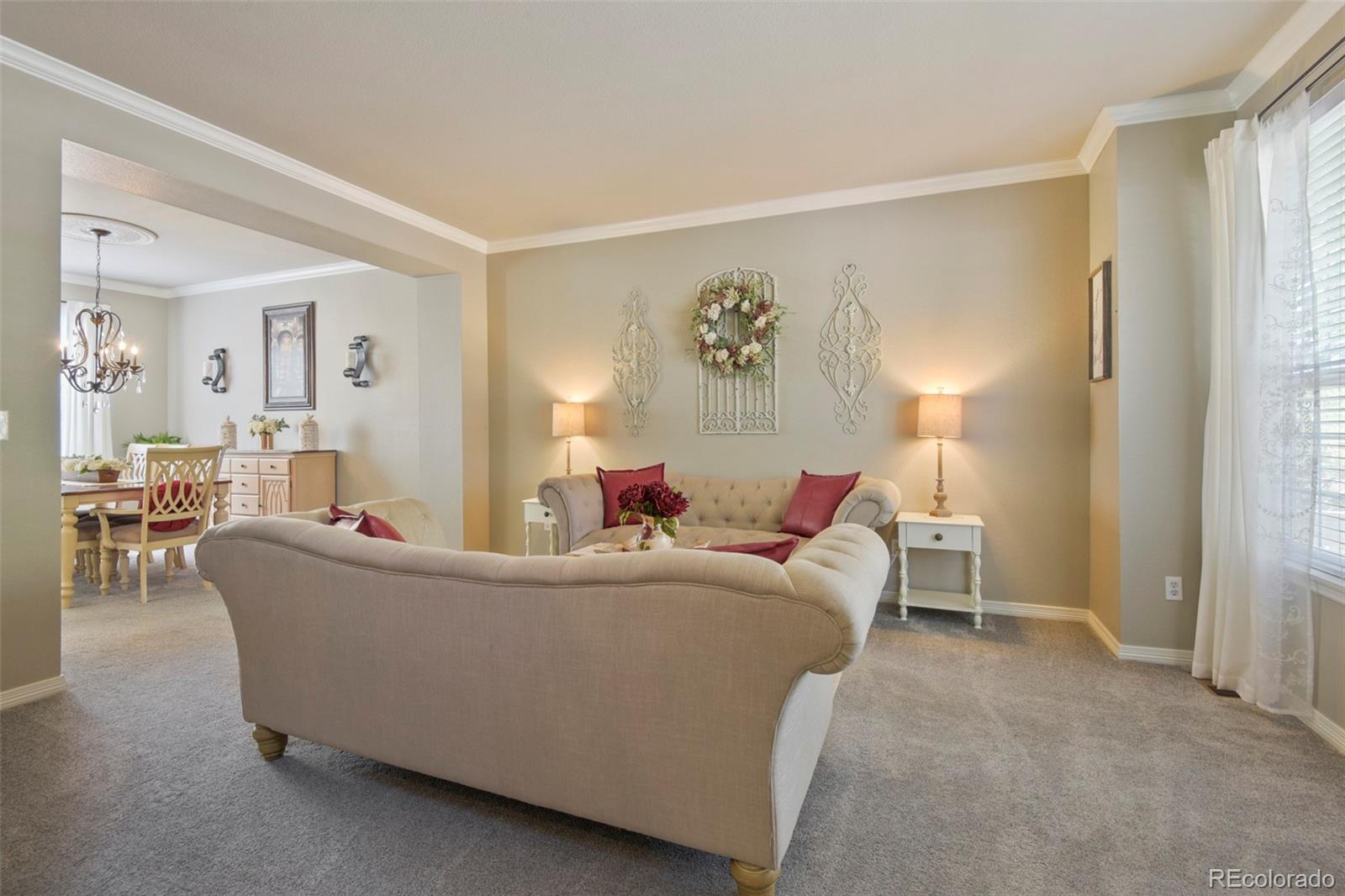 9917 Hawthorne Street Highlands Ranch, CO 80126 - Photo 9 of 40