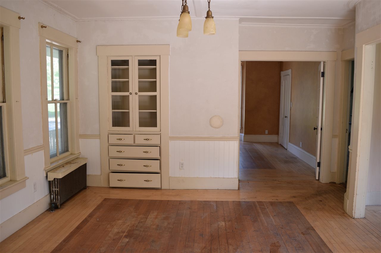 47 Winter Street Rochester, NH 03867 - Photo 6 of 23