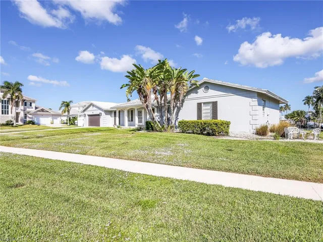 $4,950 | 945 Sundrop Court, Marco Island, FL 34145