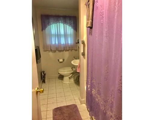 64 Dean Road Wayland, MA 01778 - Photo 6 of 10 Gallery Image 6