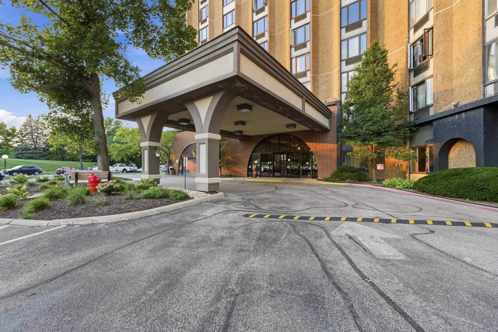 1 Renaissance Place, Unit 816 Palatine, IL 60067 - Photo 2 of 41 Gallery Image 2