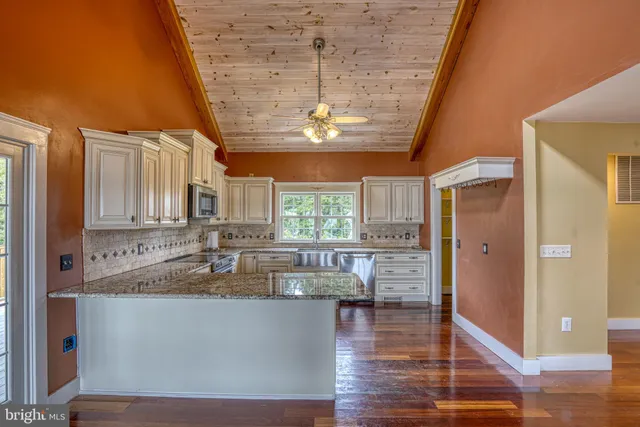 $850,000 | 492 Pear Tree Point Road, Chestertown, MD 21620