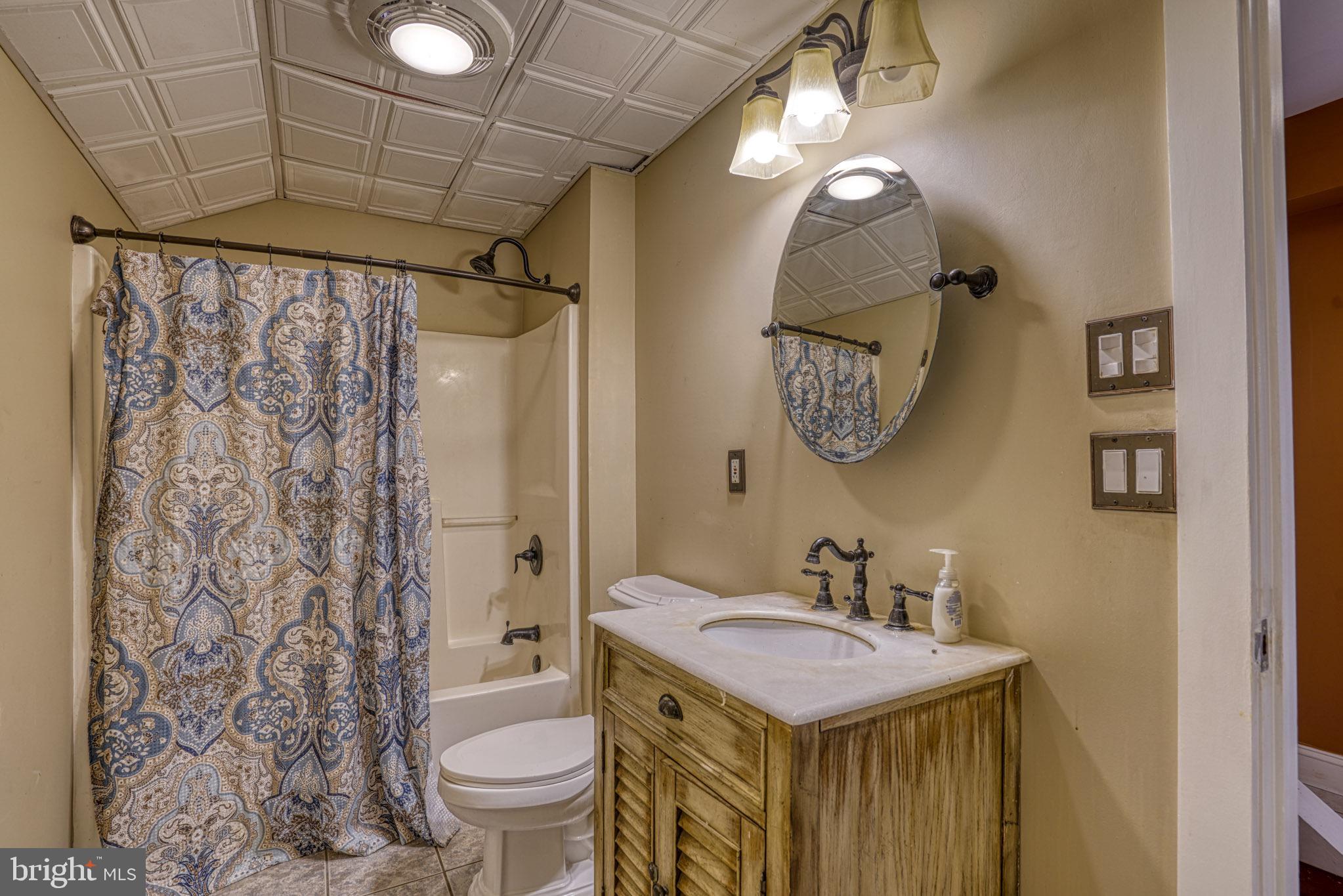 492 Pear Tree Point Road Chestertown, MD 21620 - Photo 56 of 73 2nd bath