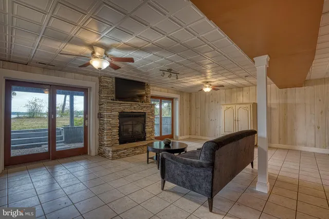 $850,000 | 492 Pear Tree Point Road, Chestertown, MD 21620