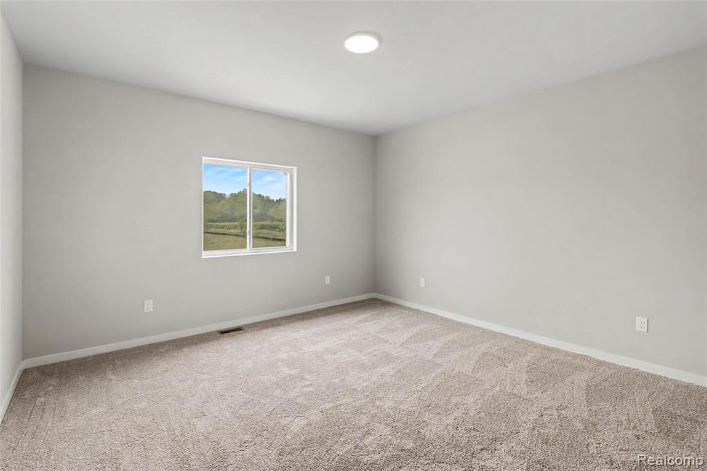 1222 Lockes Street Perry, MI 48872 - Photo 8 of 36 Gallery Image 8