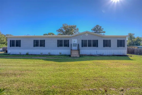 $200,000 | 196 Black Oak Drive, Stonewall, LA 71078