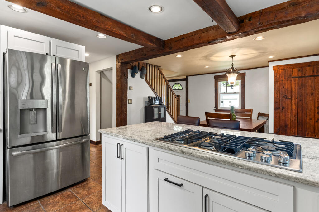 20 Temple Street Westbrook, ME 04092 - Photo 8 of 34 DSC08199