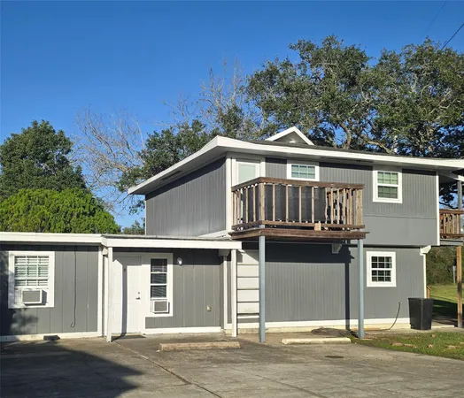 $800 | 6302 Jackson Road, Unit 2, Hitchcock, TX 77563