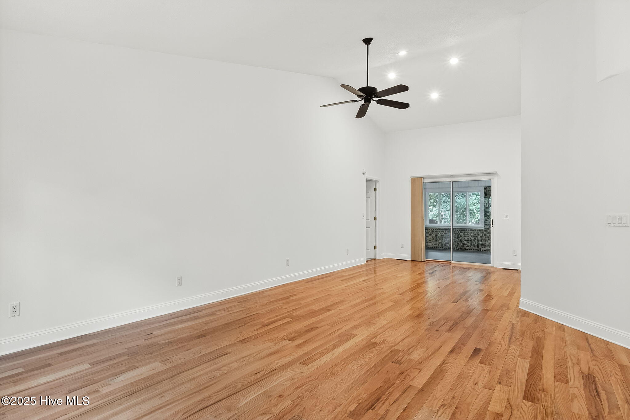 180 Idlewild Road Pinehurst, NC 28374 - Photo 31 of 50 35-web-or-mls-DSC00185