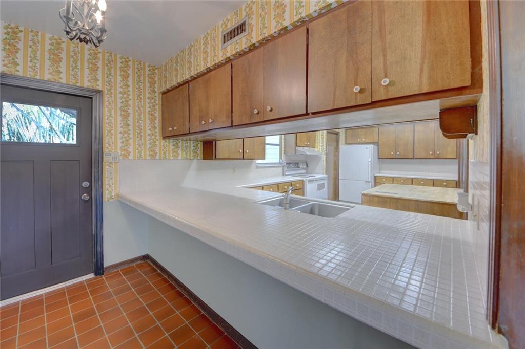 2953 Seminole Road Fort Pierce, FL 34951 - Photo 11 of 36 Gallery Image 11