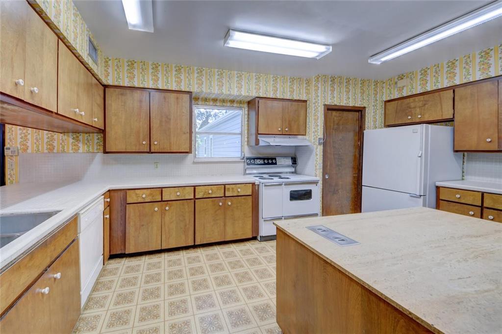 2953 Seminole Road Fort Pierce, FL 34951 - Photo 12 of 36 Gallery Image 12