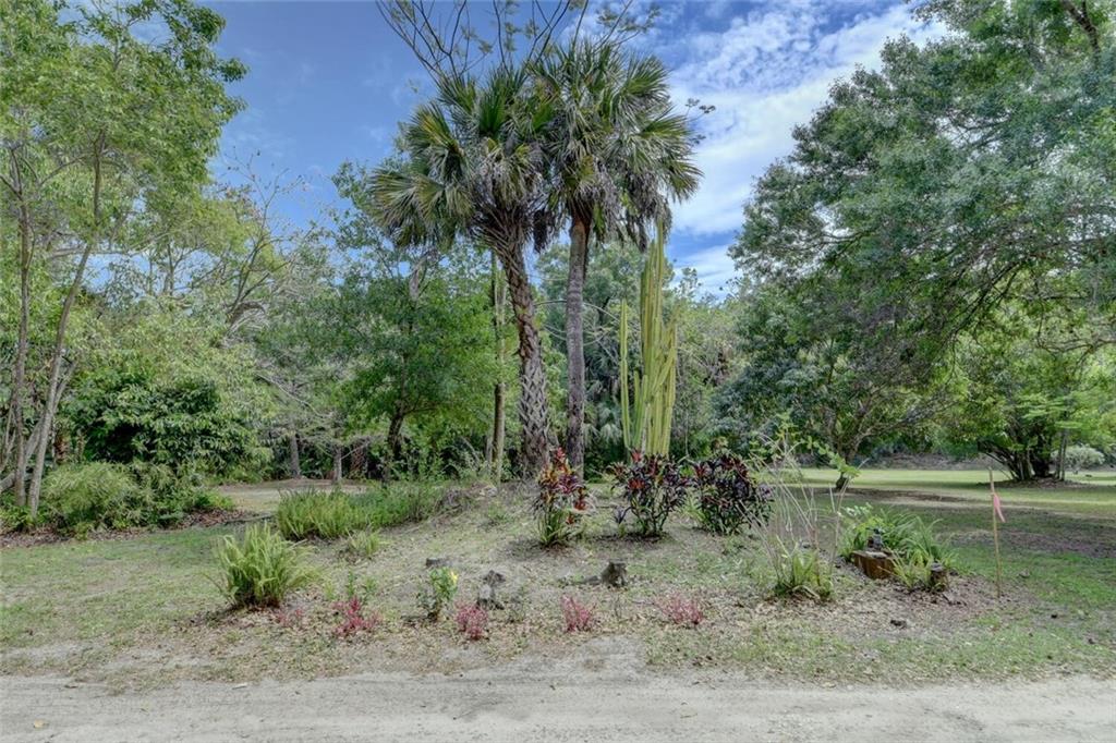 2953 Seminole Road Fort Pierce, FL 34951 - Photo 28 of 36 Gallery Image 28