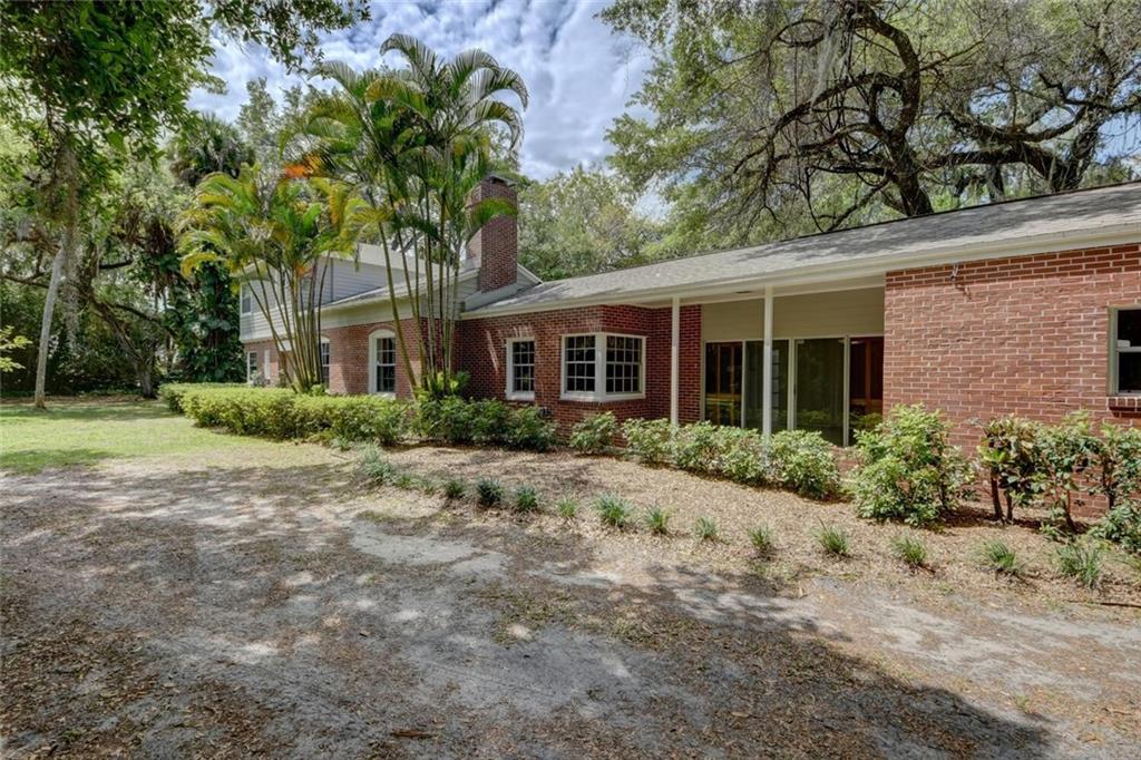 2953 Seminole Road Fort Pierce, FL 34951 - Photo 4 of 36 Gallery Image 4