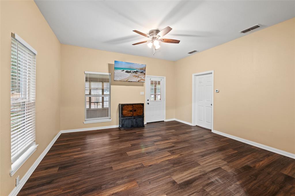401 Central Quitman, TX 75783 - Photo 6 of 15