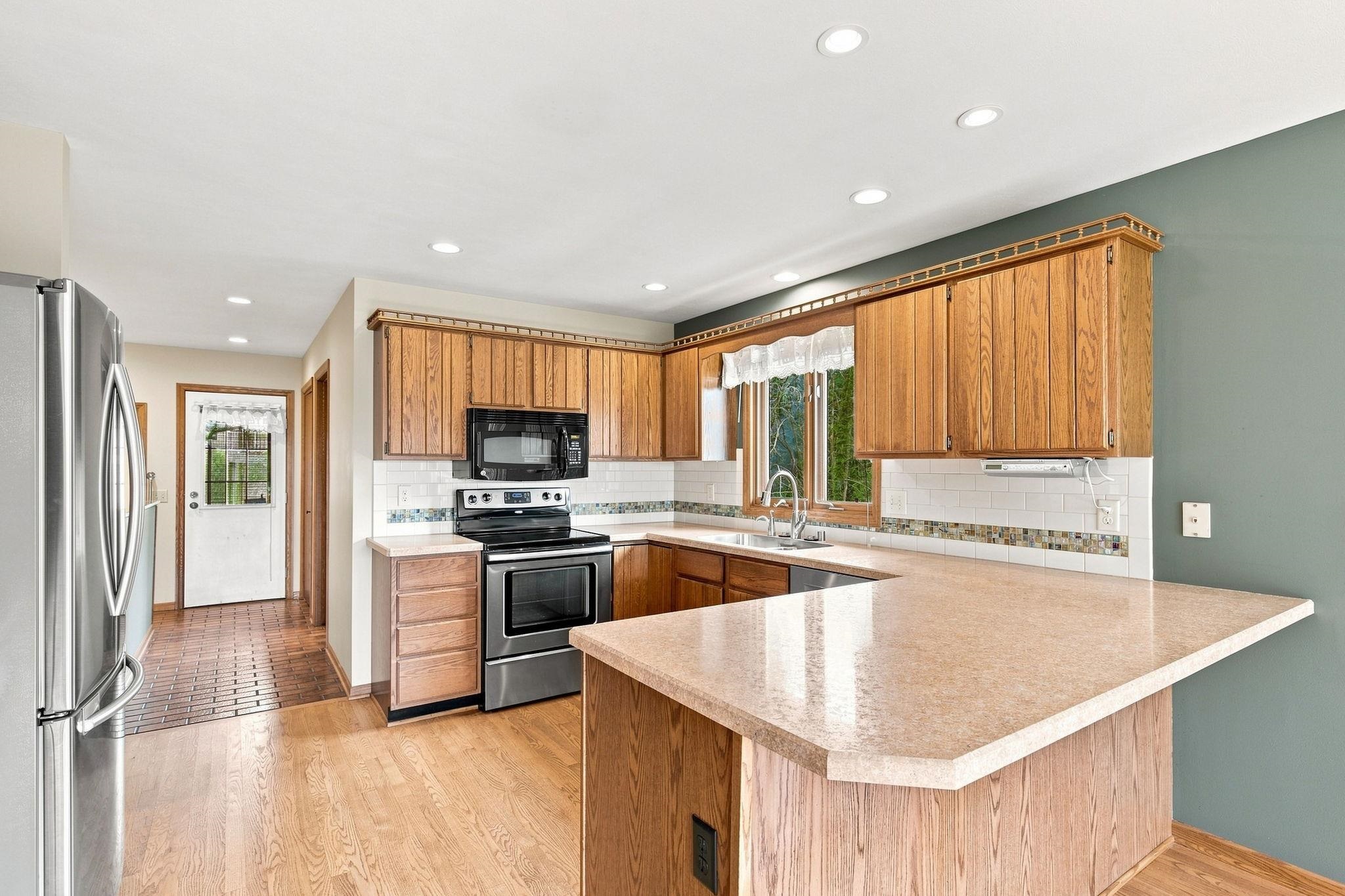 7975 Stagecoach Road Cross Plains, WI 53528 - Photo 4 of 49 Gallery Image 4