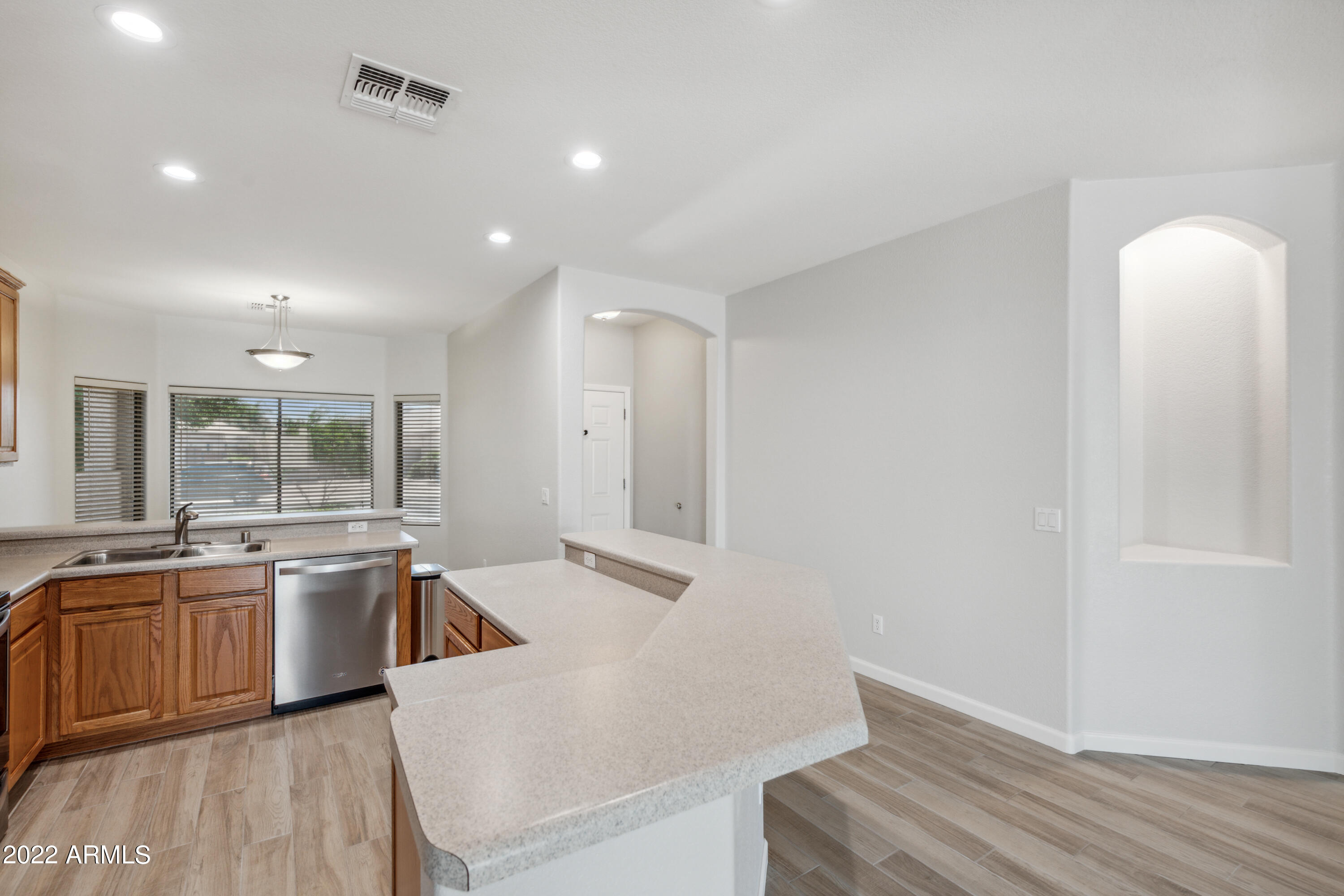 14626 West Redfield Road Surprise, AZ 85379 - Photo 7 of 21 RKP_4953