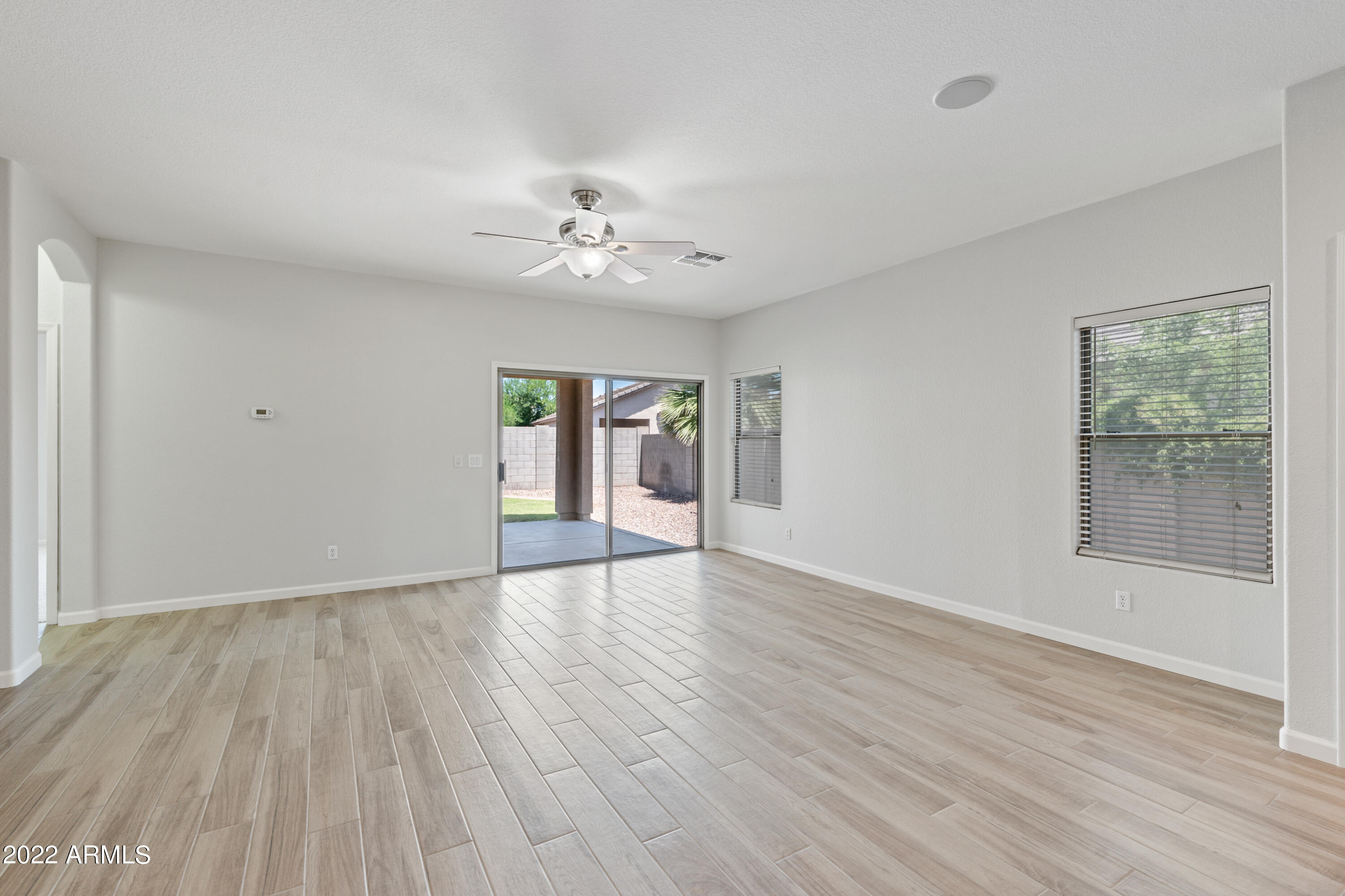 14626 West Redfield Road Surprise, AZ 85379 - Photo 8 of 21 RKP_4957