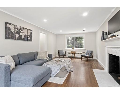 136 Bellingham Road Brookline, MA 02467 - Photo 16 of 27 Gallery Image 16
