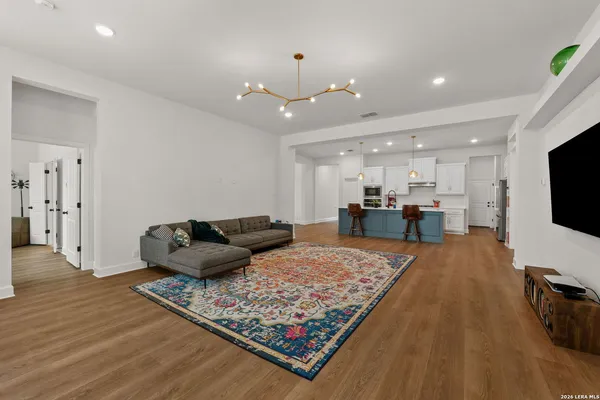 $3,600 | 1014 Harmisch Lane, San Antonio, TX 78260