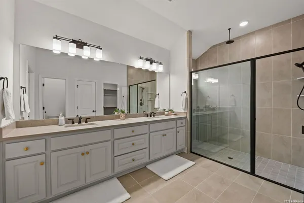 $3,600 | 1014 Harmisch Lane, San Antonio, TX 78260