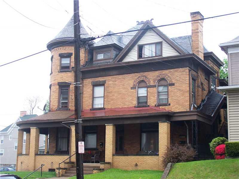 302 Adams Street Rochester, PA 15074 - Photo 2 of 5 Exterior Front.