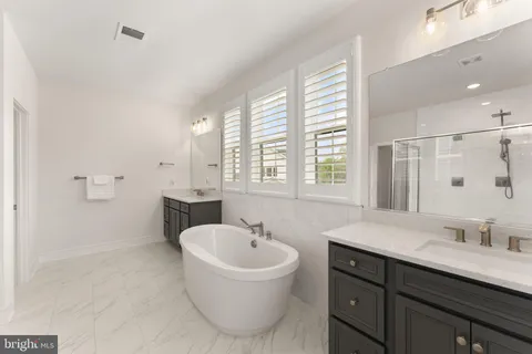 $1,749,828 | 23932 Nightsong Court, Aldie, VA 20105