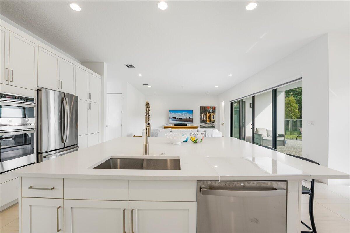 17496 Sparkling River Road Boca Raton, FL 33496 - Photo 4 of 40 IMG_0807
