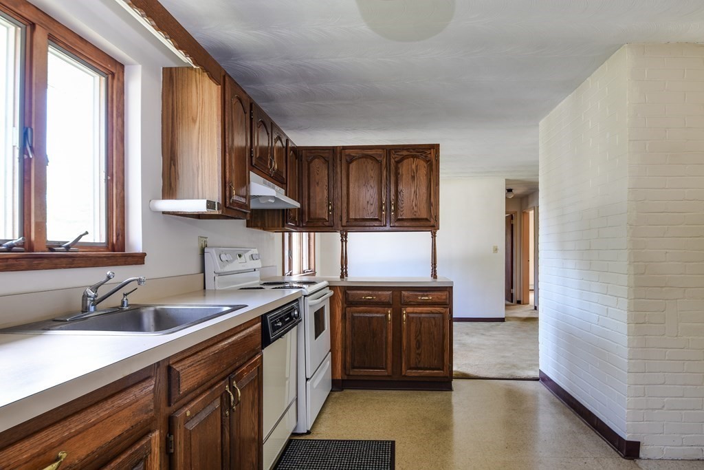 23 Copeland Road Framingham, MA 01701 - Photo 19 of 29 Gallery Image 19