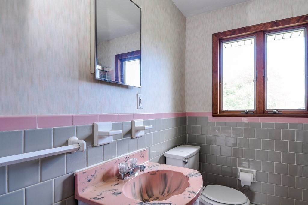 23 Copeland Road Framingham, MA 01701 - Photo 24 of 29 Gallery Image 24