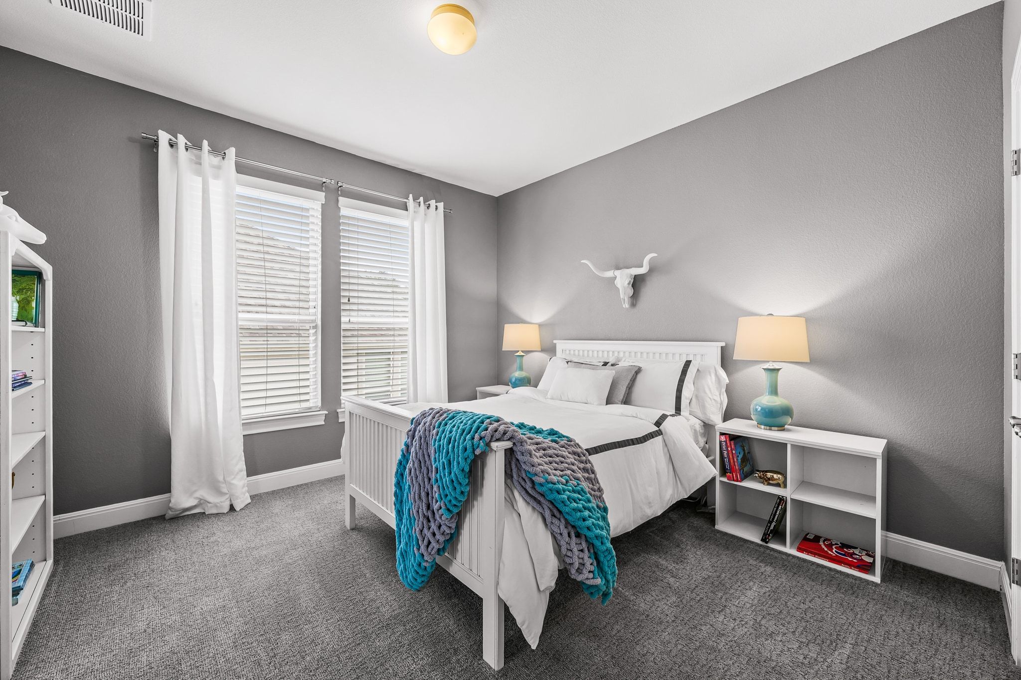 4609 Gallego Circle Austin, TX 78738 - Photo 24 of 40 Upstairs bedroom #2 with access to Jack and Jill Bath