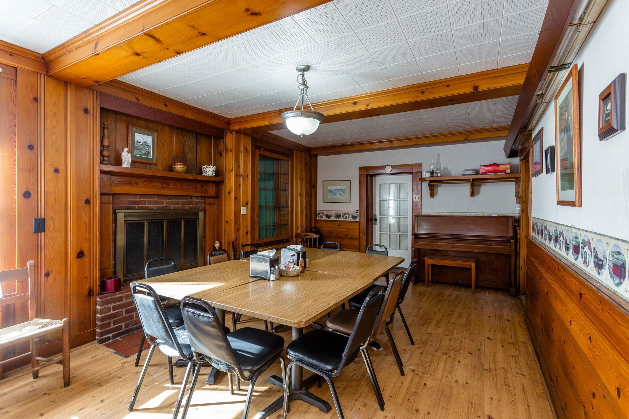 222 Main Street Dayton, VA 22821 - Photo 20 of 63