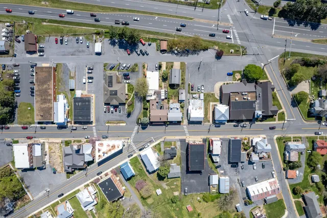 $675,000 | 222 Main Street, Dayton, VA 22821