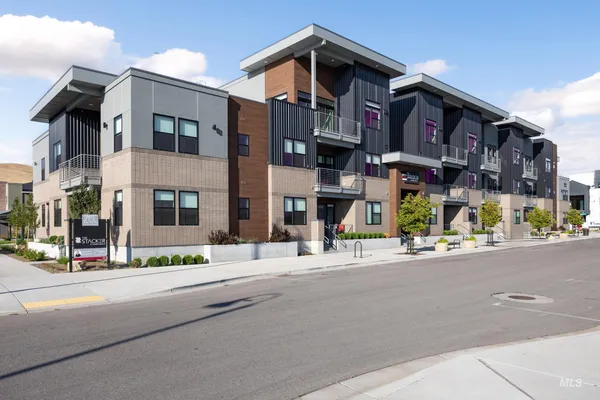 $484,900 | 4340 East Haystack Street, Unit 104, Boise, ID 83716
