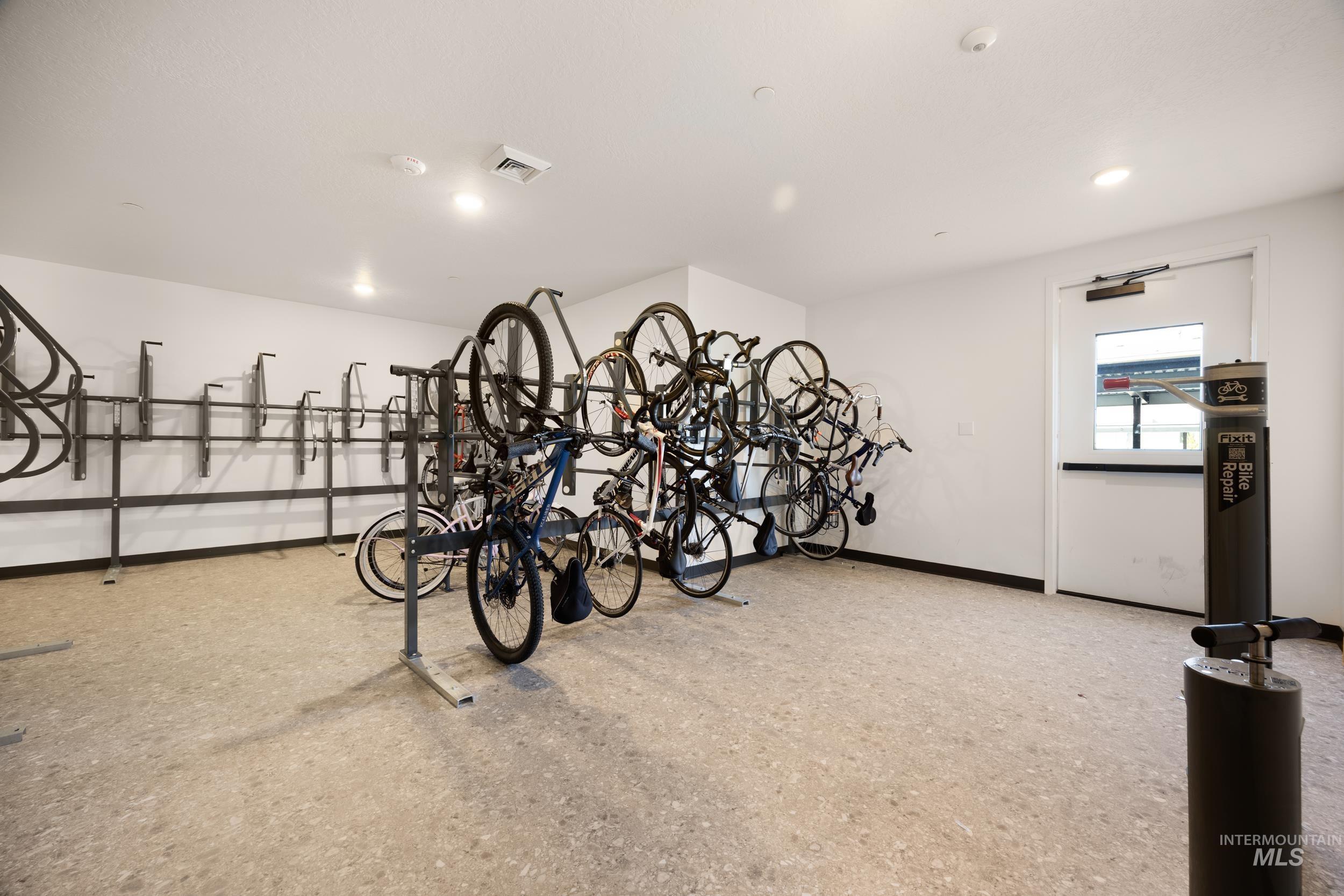 4340 East Haystack Street, Unit 104 Boise, ID 83716 - Photo 45 of 50 Garage with baseboards
