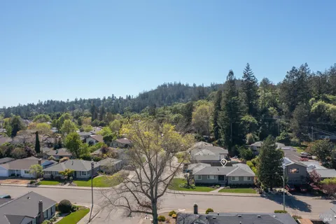 $930,000 | 1201 Sunnyslope Drive, Santa Rosa, CA 95404