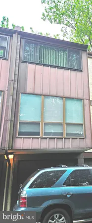 $1,925 | 233 Township Line Road, Unit 2A, Elkins Park, PA 19027