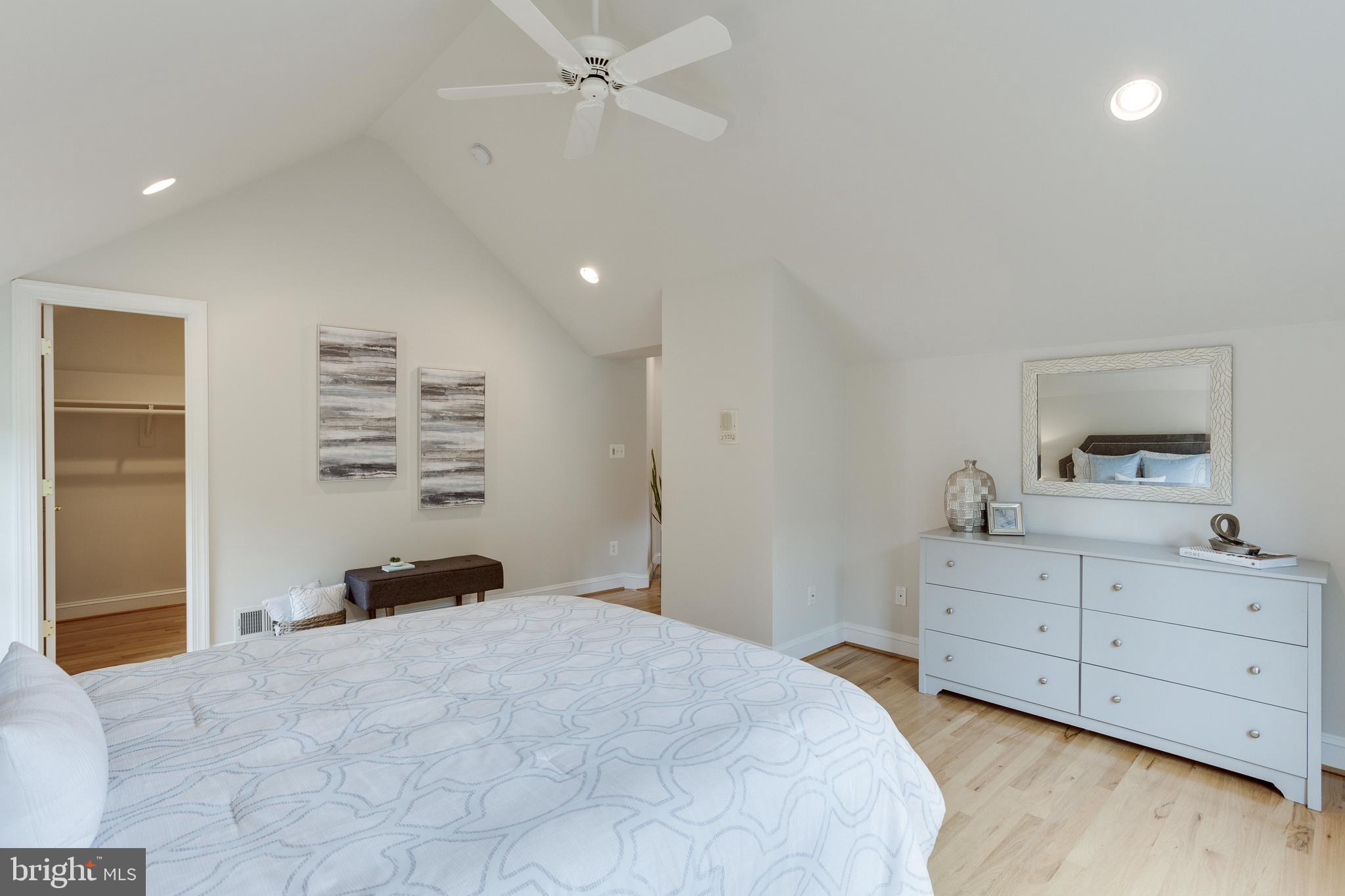 1913 Foxhall Road McLean, VA 22101 - Photo 44 of 61 Gallery Image 44