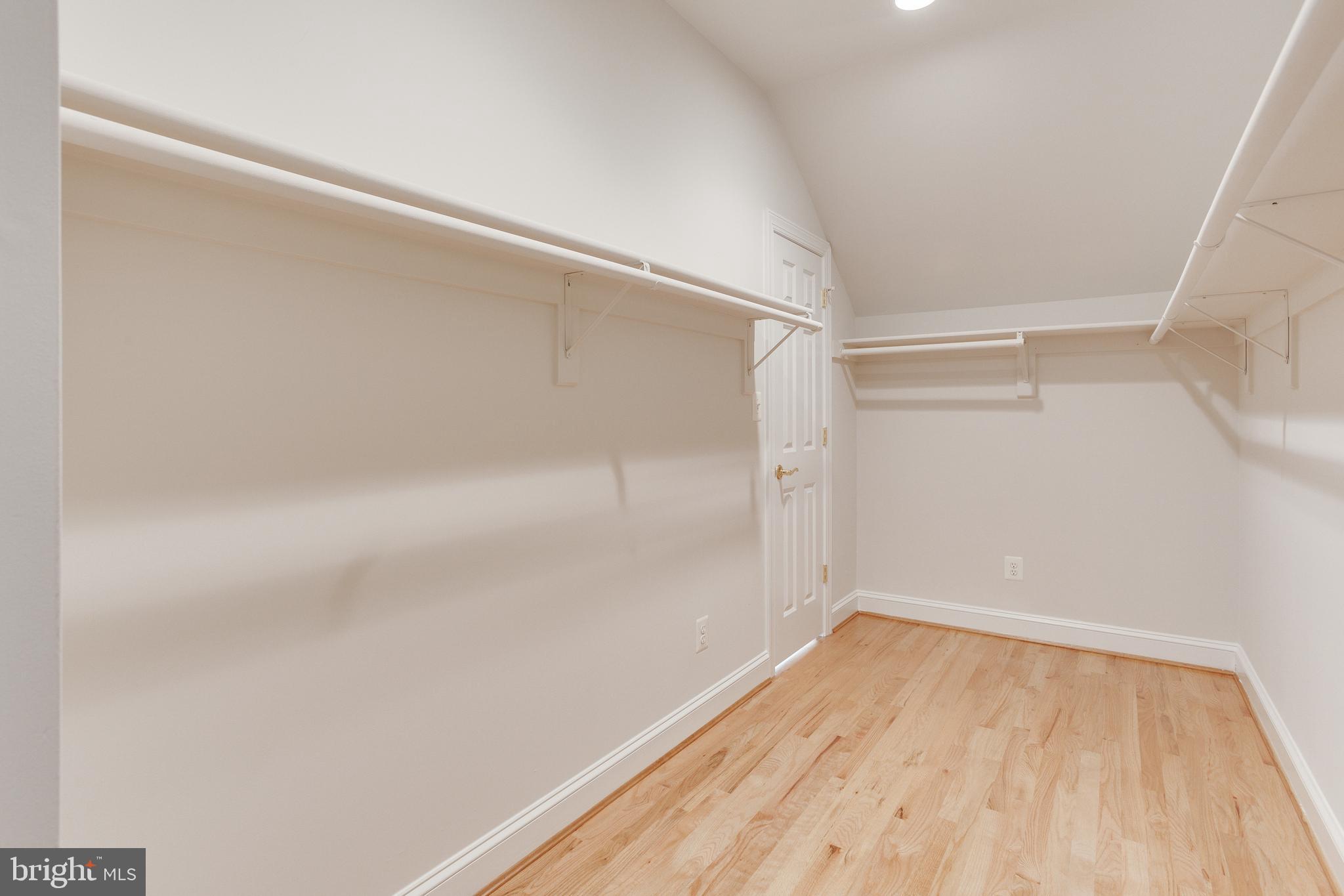1913 Foxhall Road McLean, VA 22101 - Photo 47 of 61 Gallery Image 47