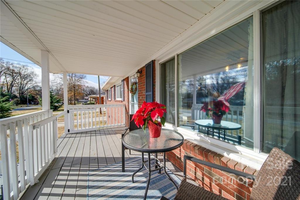 19 Rosedale Avenue Southwest Concord, NC 28027 - Photo 2 of 36 Gallery Image 2