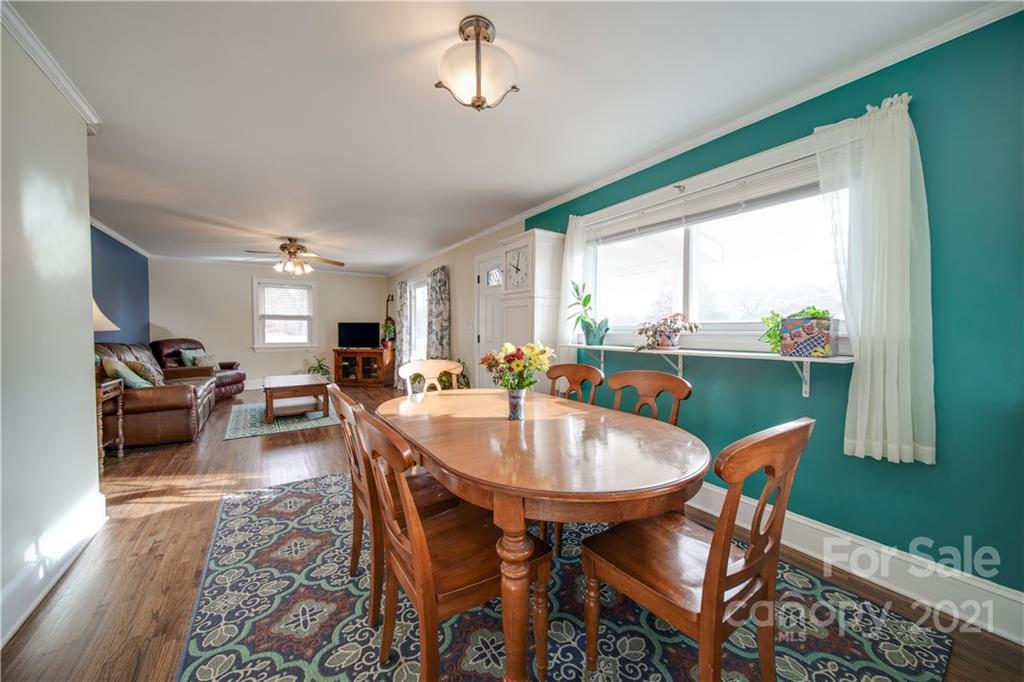 19 Rosedale Avenue Southwest Concord, NC 28027 - Photo 5 of 36 Gallery Image 5