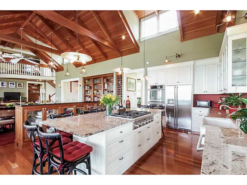 320 East Shore Road Jamestown, RI 02835 - Photo 12 of 25 Kitchen.