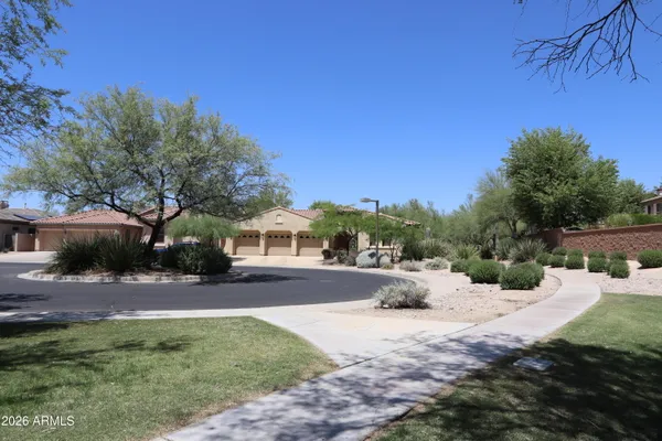 $1,050,000 | 2004 West Calle De Las Estrellas, Phoenix, AZ 85085