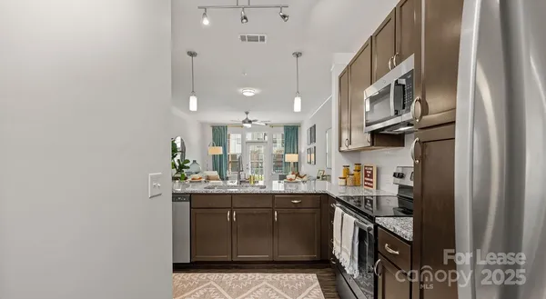 $1,782 | 10624 Parrish Street, Unit B6, Matthews, NC 28105