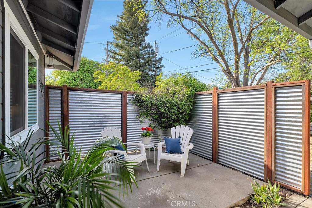 951 Cleveland Avenue Chico, CA 95928 - Photo 3 of 30