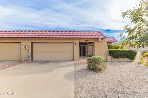 $319,000 | 4901 East Magic Stone Drive, Phoenix, AZ 85044