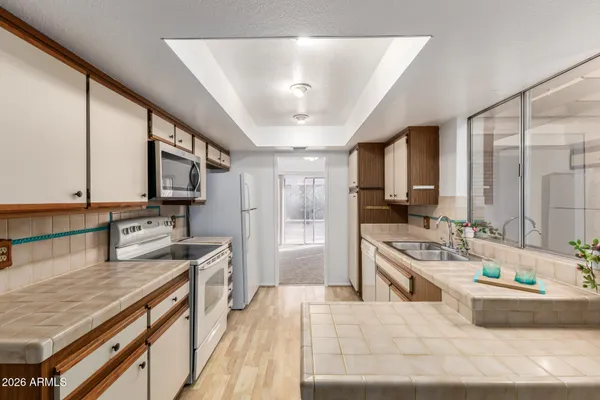 $319,000 | 4901 East Magic Stone Drive, Phoenix, AZ 85044