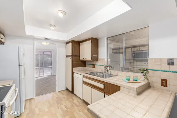 $319,000 | 4901 East Magic Stone Drive, Phoenix, AZ 85044