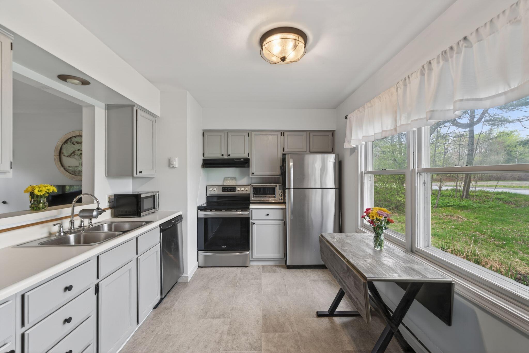 128 Mayo Road, Unit H Hampden, ME 04444 - Photo 8 of 28 128 Mayo 32_DSC05184