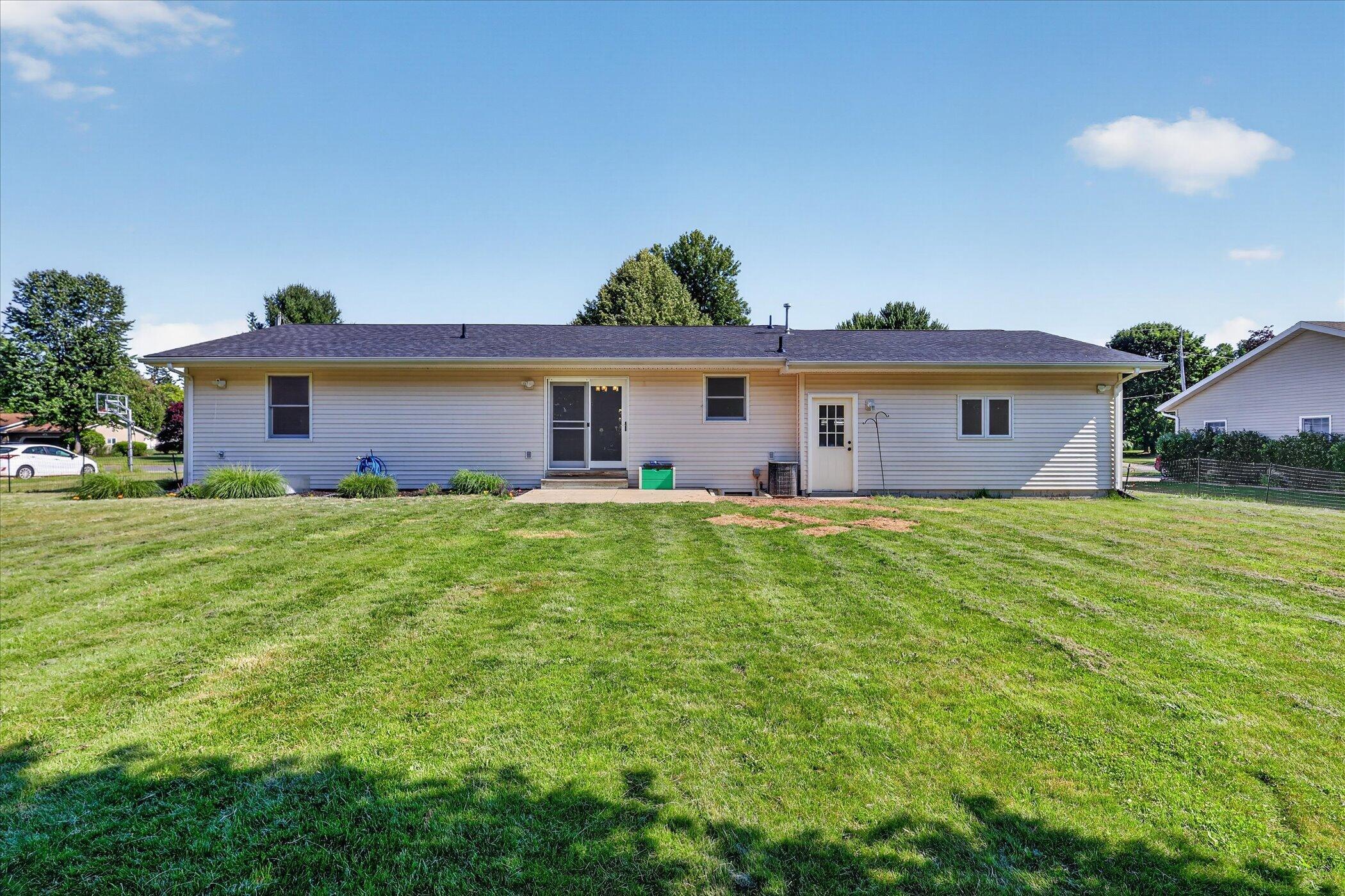 117 Charlotte Street Edmore, MI 48829 - Photo 41 of 44 Backyard